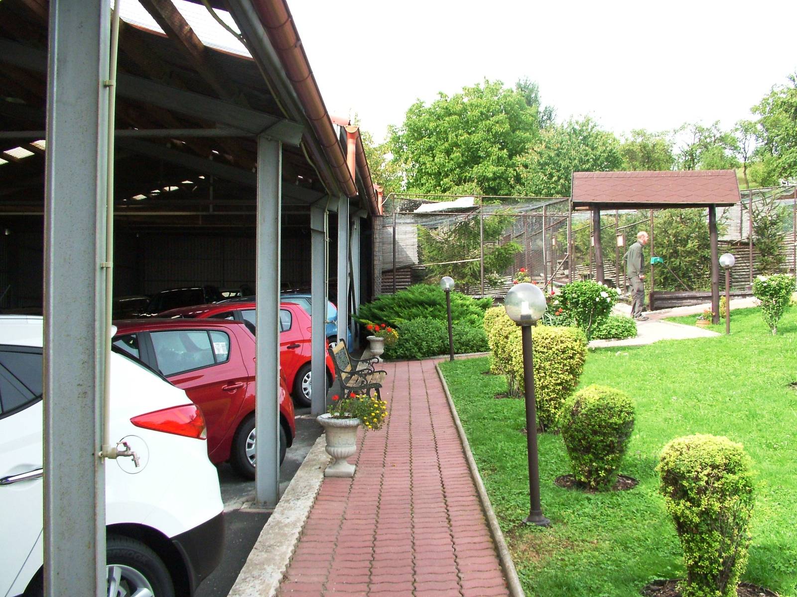 Entrance Pathway at Autocentrum Boura (Dymokury), 26/08/12
