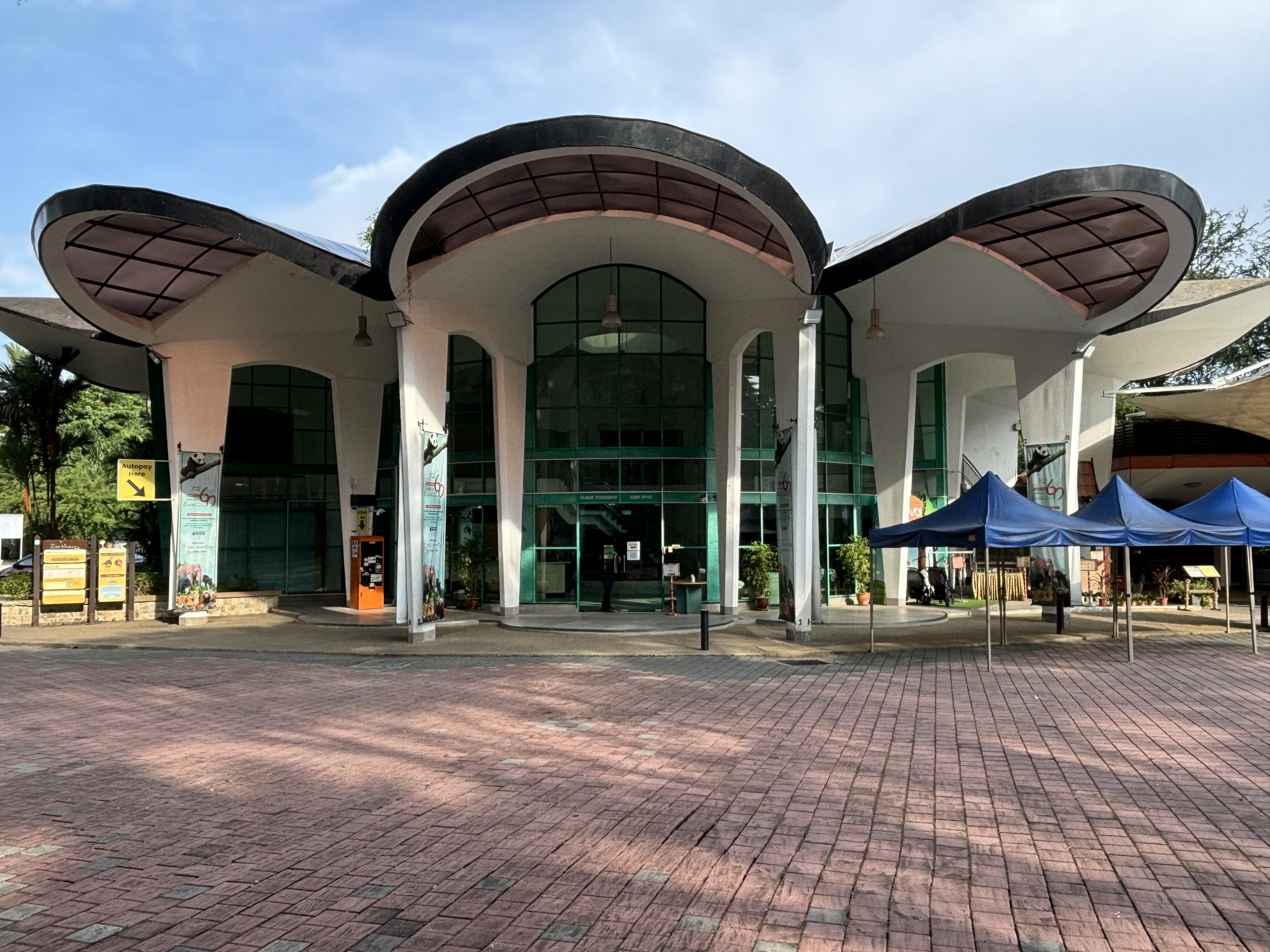 Entrance Plaza - Admin Office