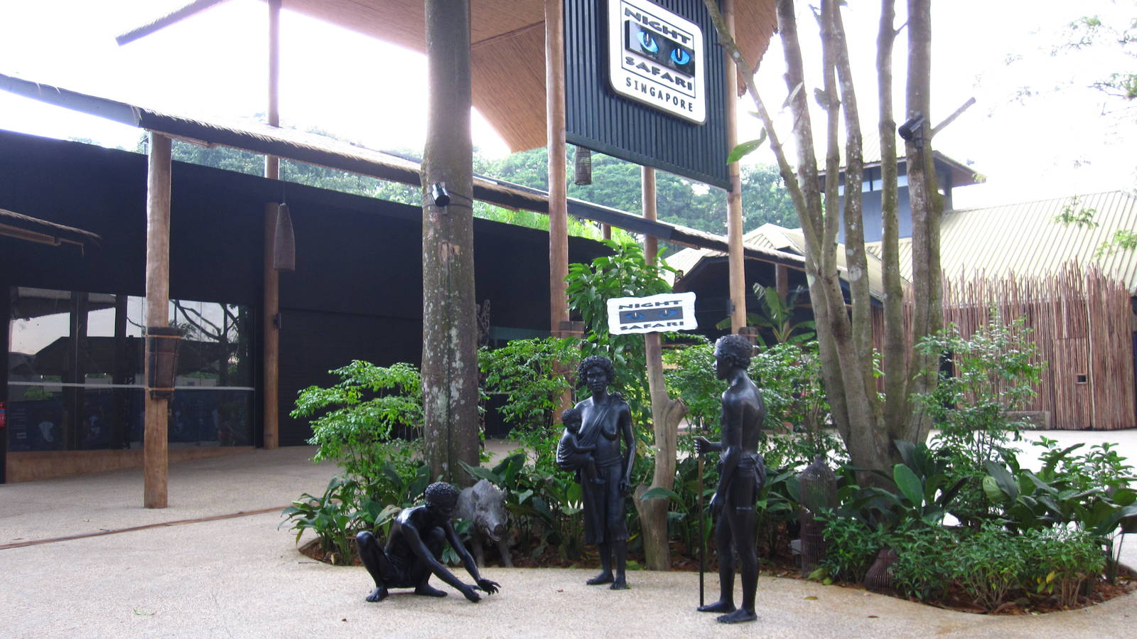 Entrance plaza expansion