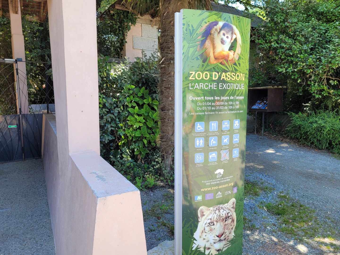 Entrance sign -Zoo d'Asson (2022)