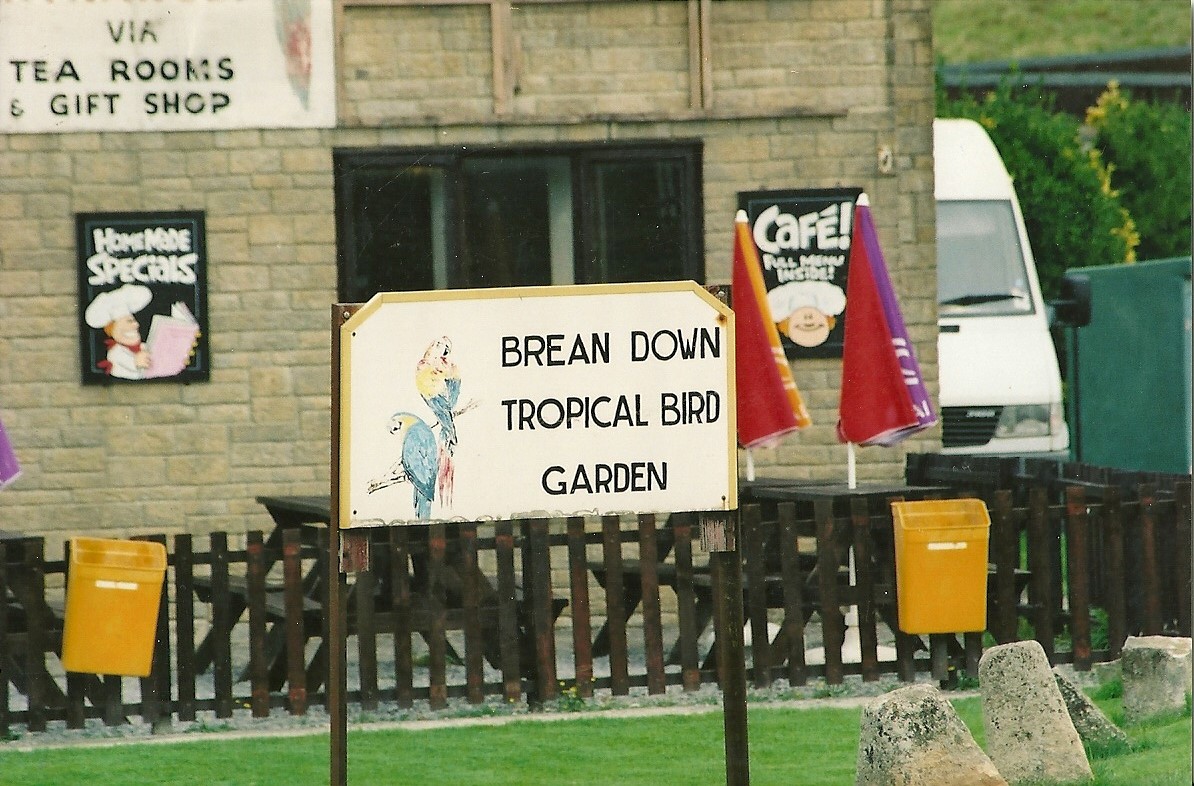 Entrance signage, 5th September 2006