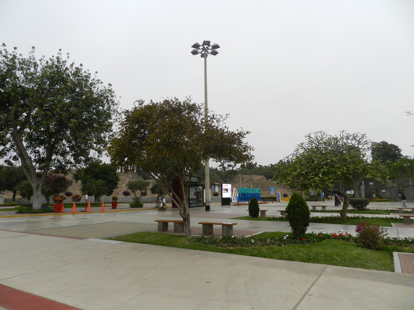 Entrance square - Parque de las Leyendas