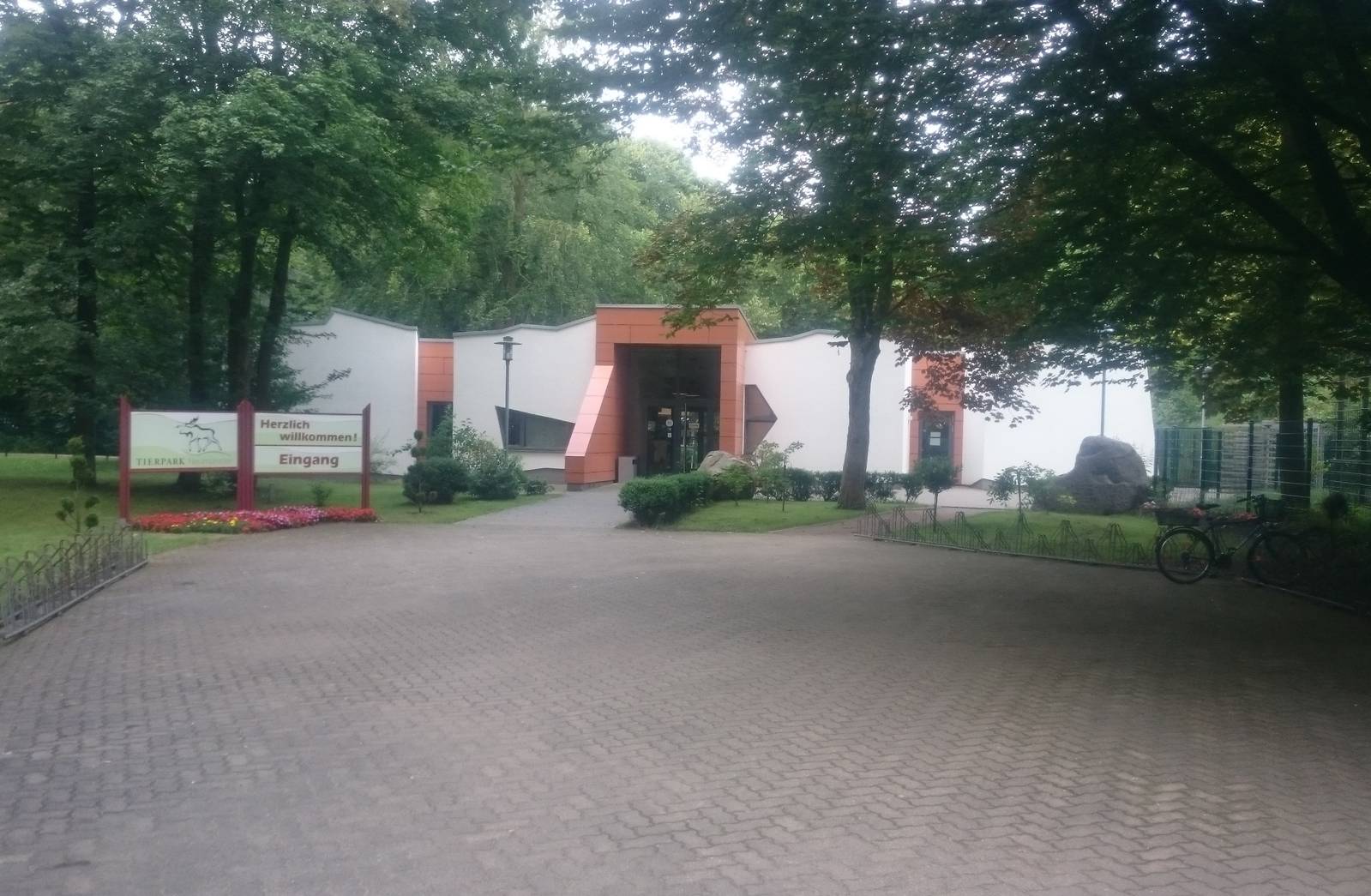 Entrance Tierpark Neum?nster