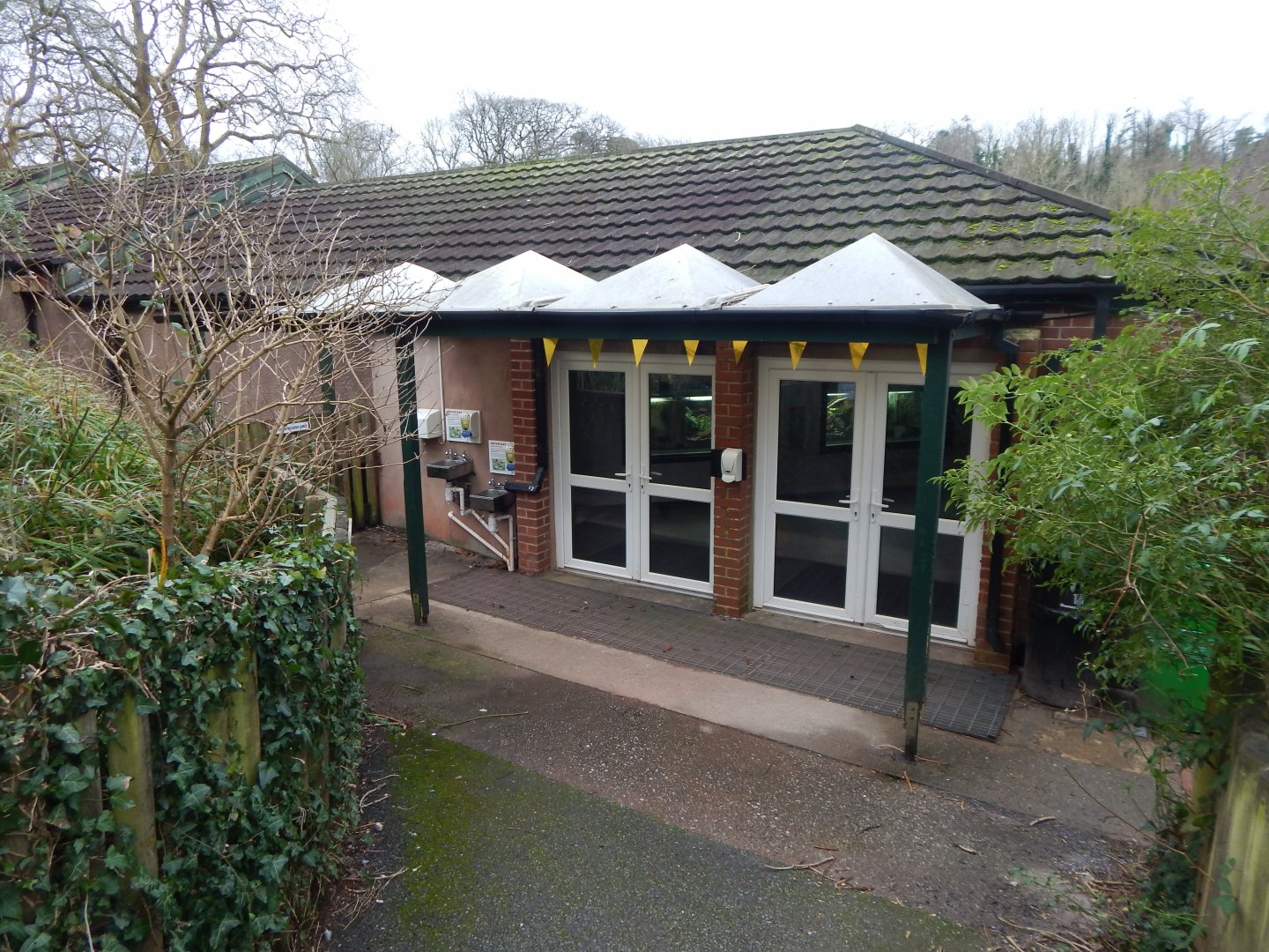 Entrance to Amphibian Ark 050224