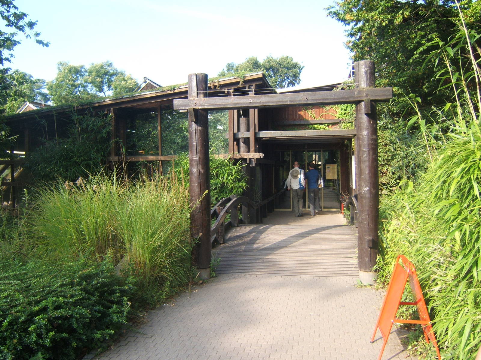 Entrance to Elephant/Hippo and Lesser Flamingos House