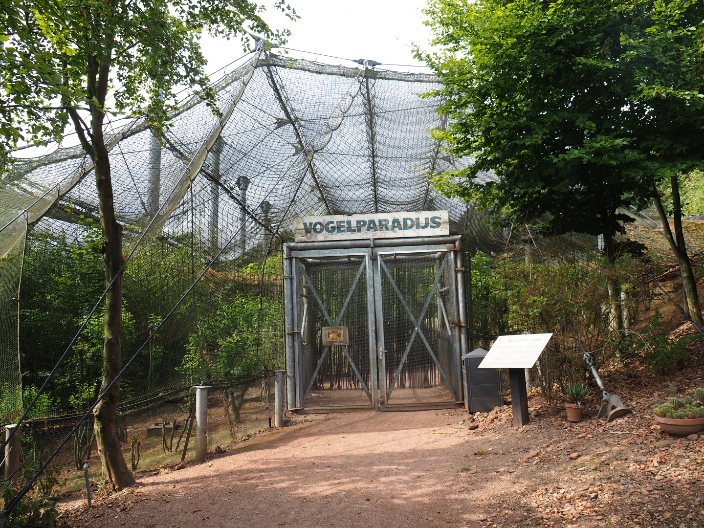 Entrance to large aviary (Aug 28th, 2018)