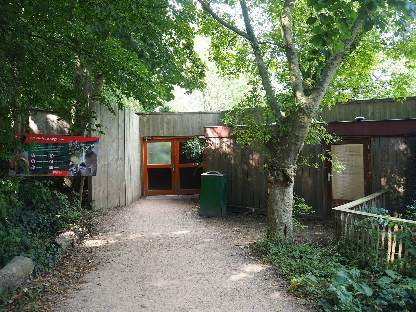 Entrance to lemur area and barn for birds kept in lemur area, 2022-08-28
