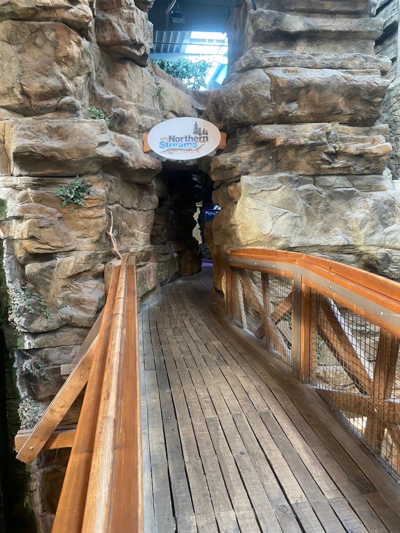 Entrance to Northern Streams 251123