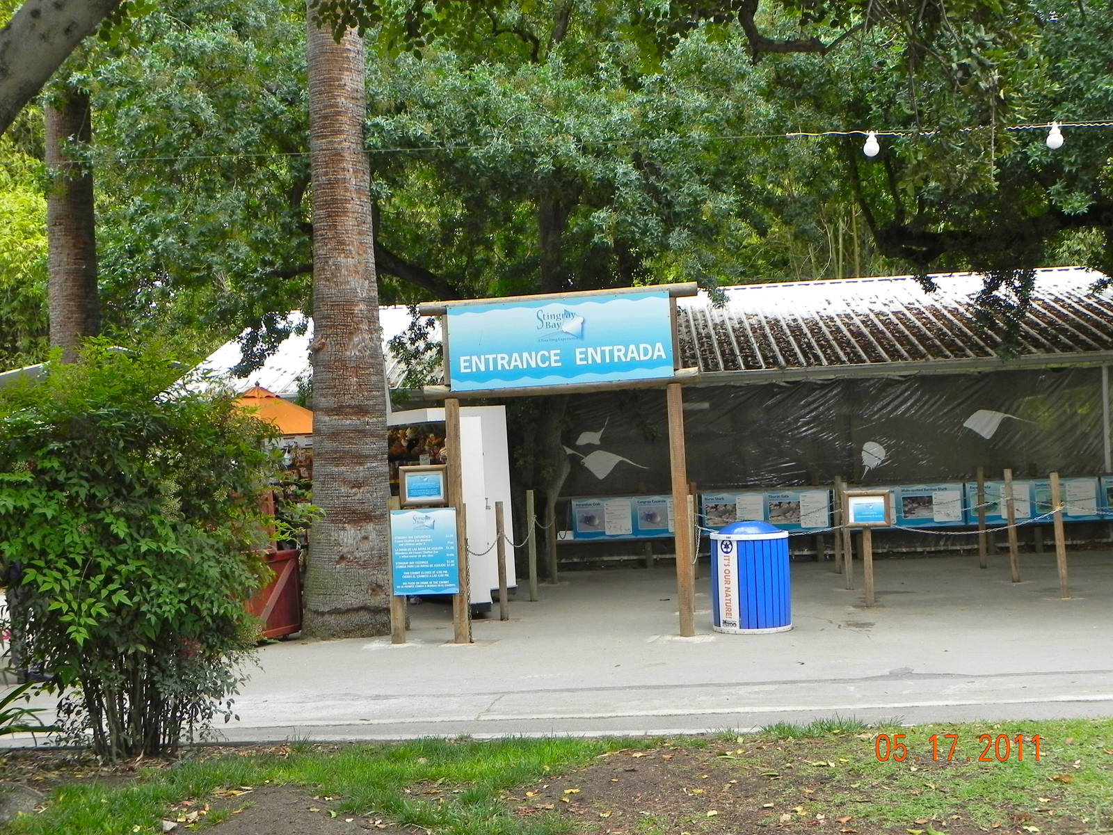Entrance to Stingray exhibit