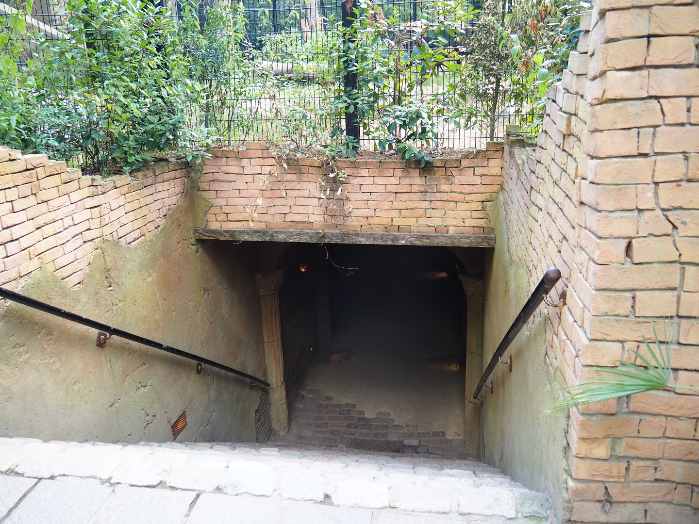Entrance to the dungeon underneath the lion exhibit