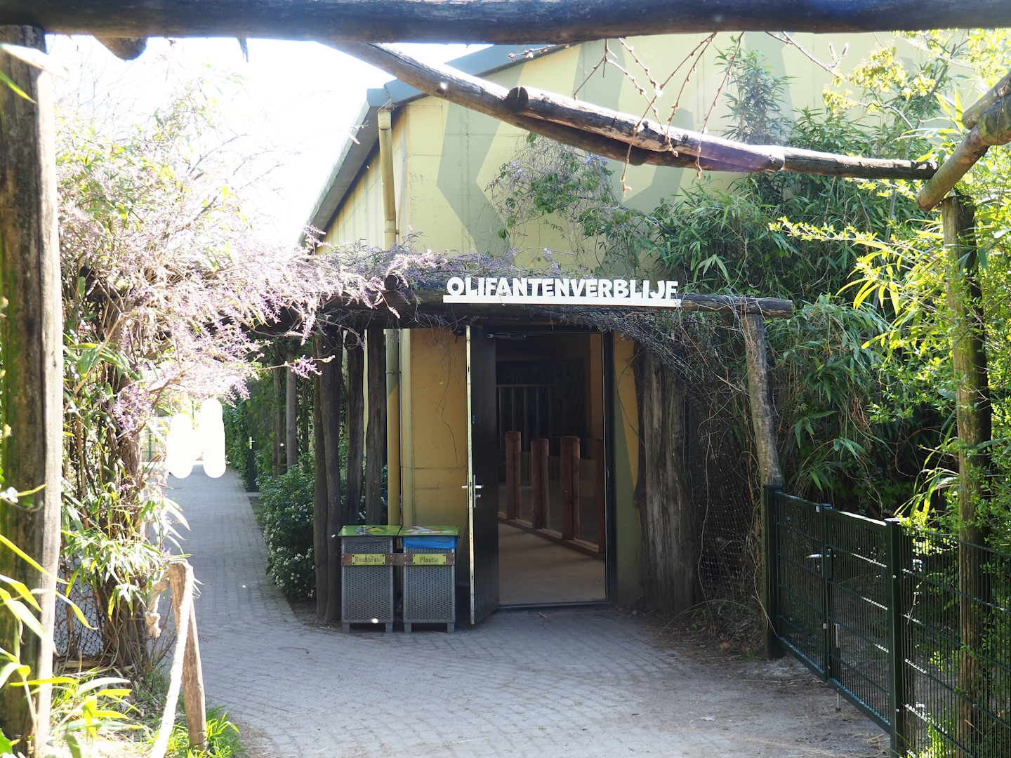 Entrance to the elephant house, 2023-04-30