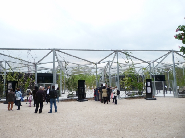 Entrance to the New Zoo Paris