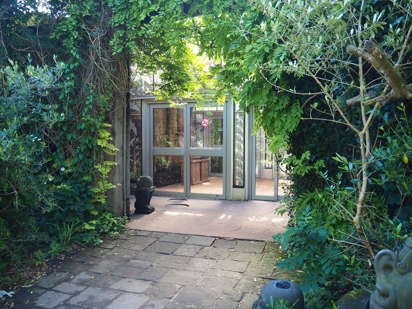 Entrance to the Oasis greenhouse, 2022-06-28