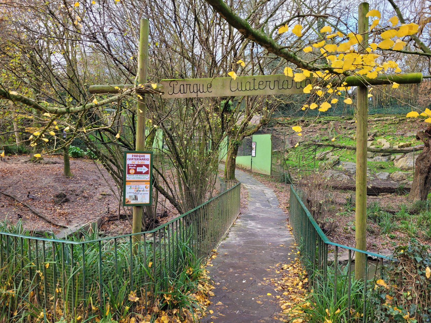Entrance to the "Parque Cuaternario" -Zoo de Santillana del Mar (2023)