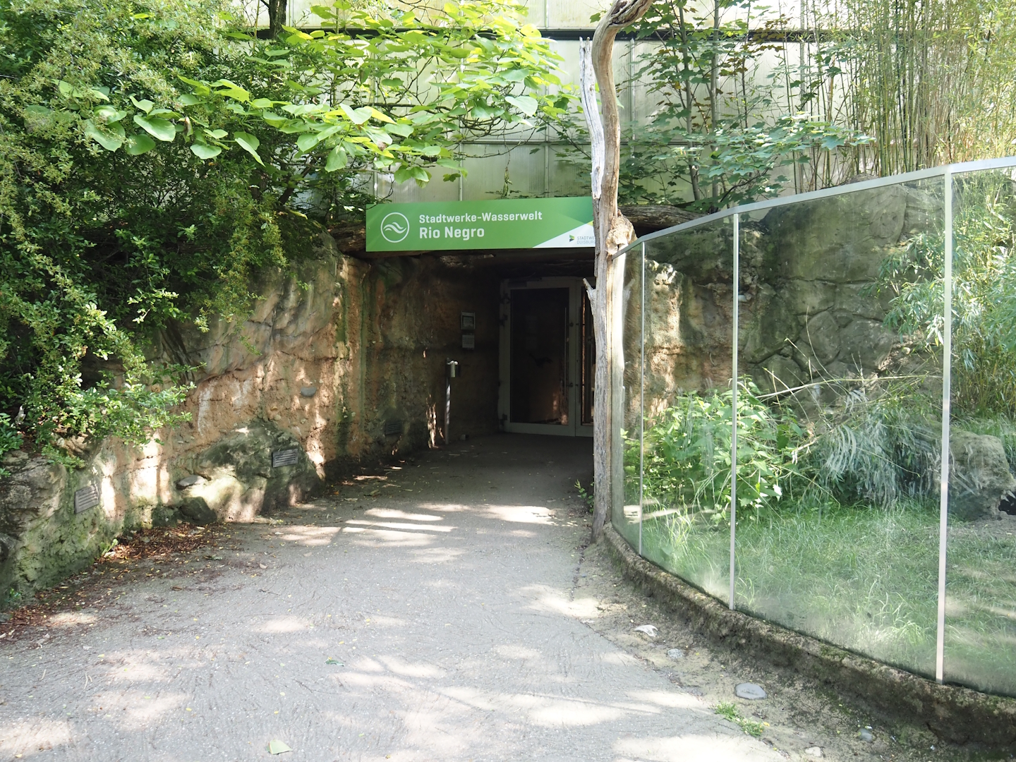 Entrance to the Rio Negro house, 2024-06-08