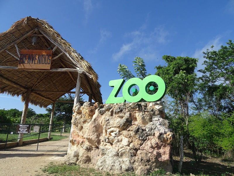 Entrance to the zoo