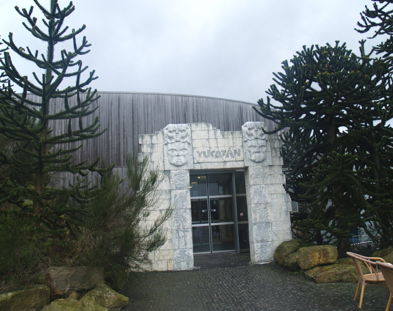 Entrance to themed indoor playground, 2008-03-01