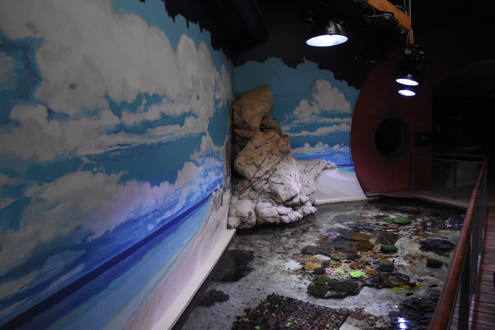 Entrance to tropical pavilion