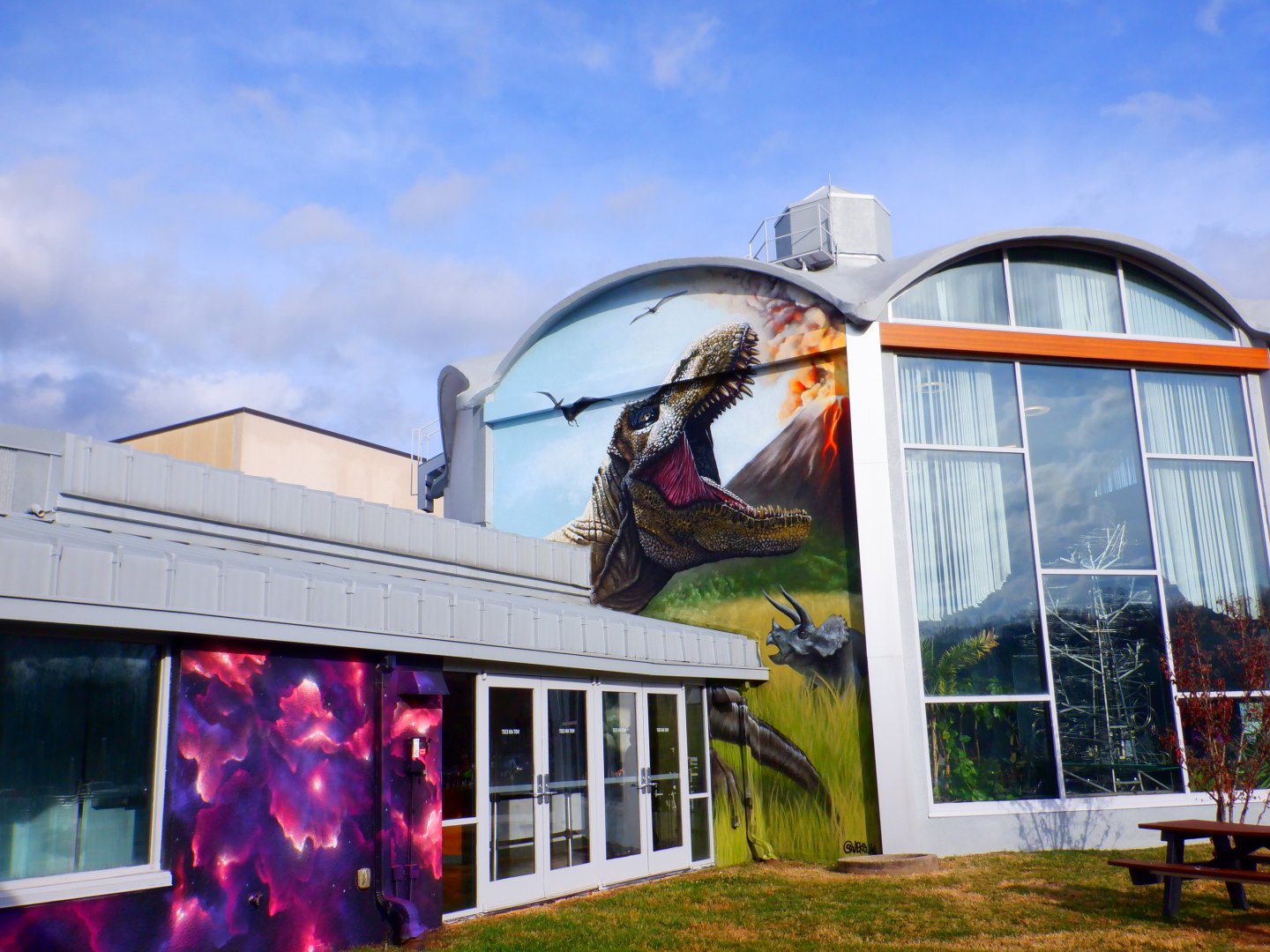 Entry Plaza mural at the Greensboro Science Center.