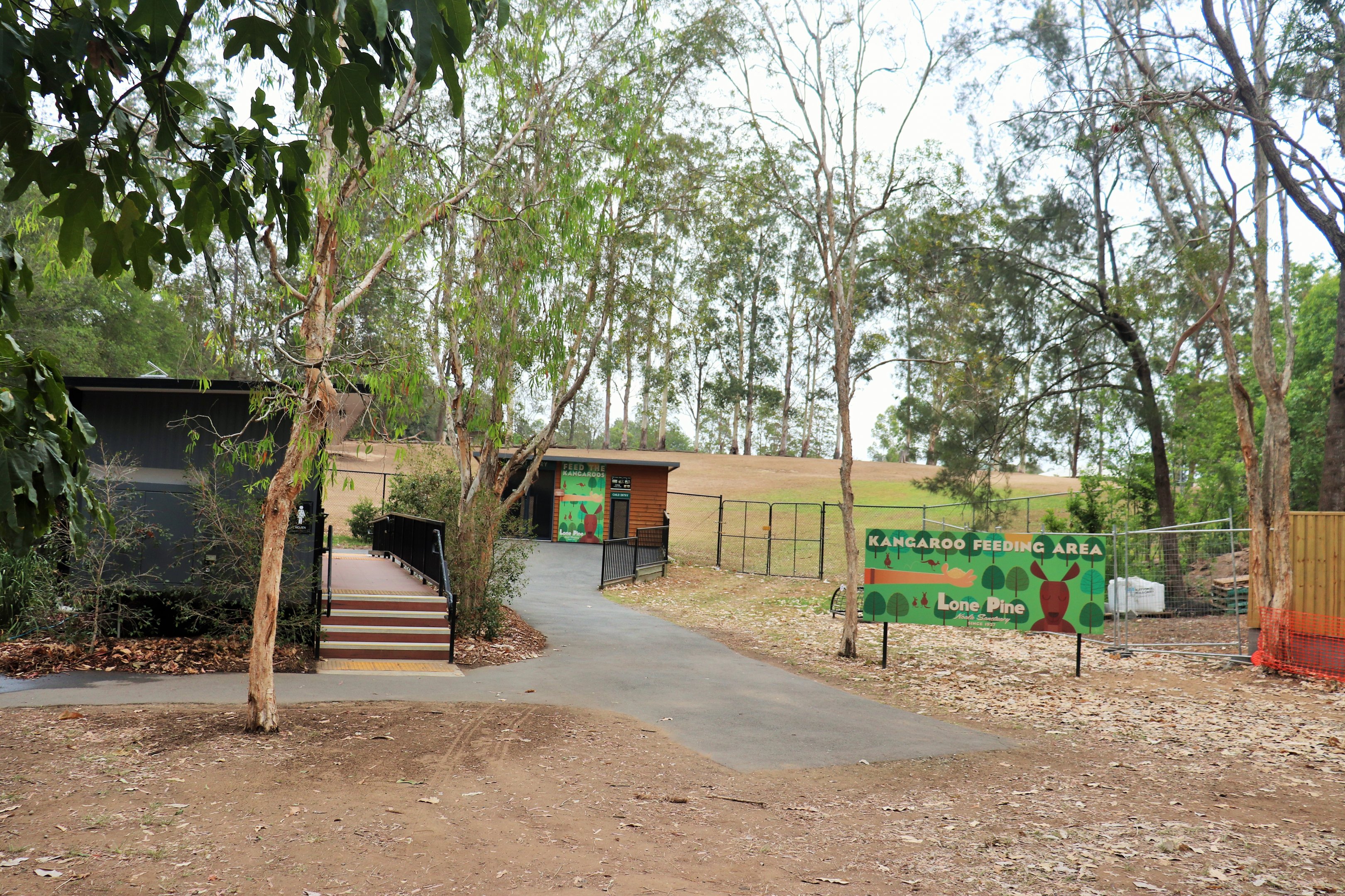 Entry to Kangaroo/Wallaby Walk-through