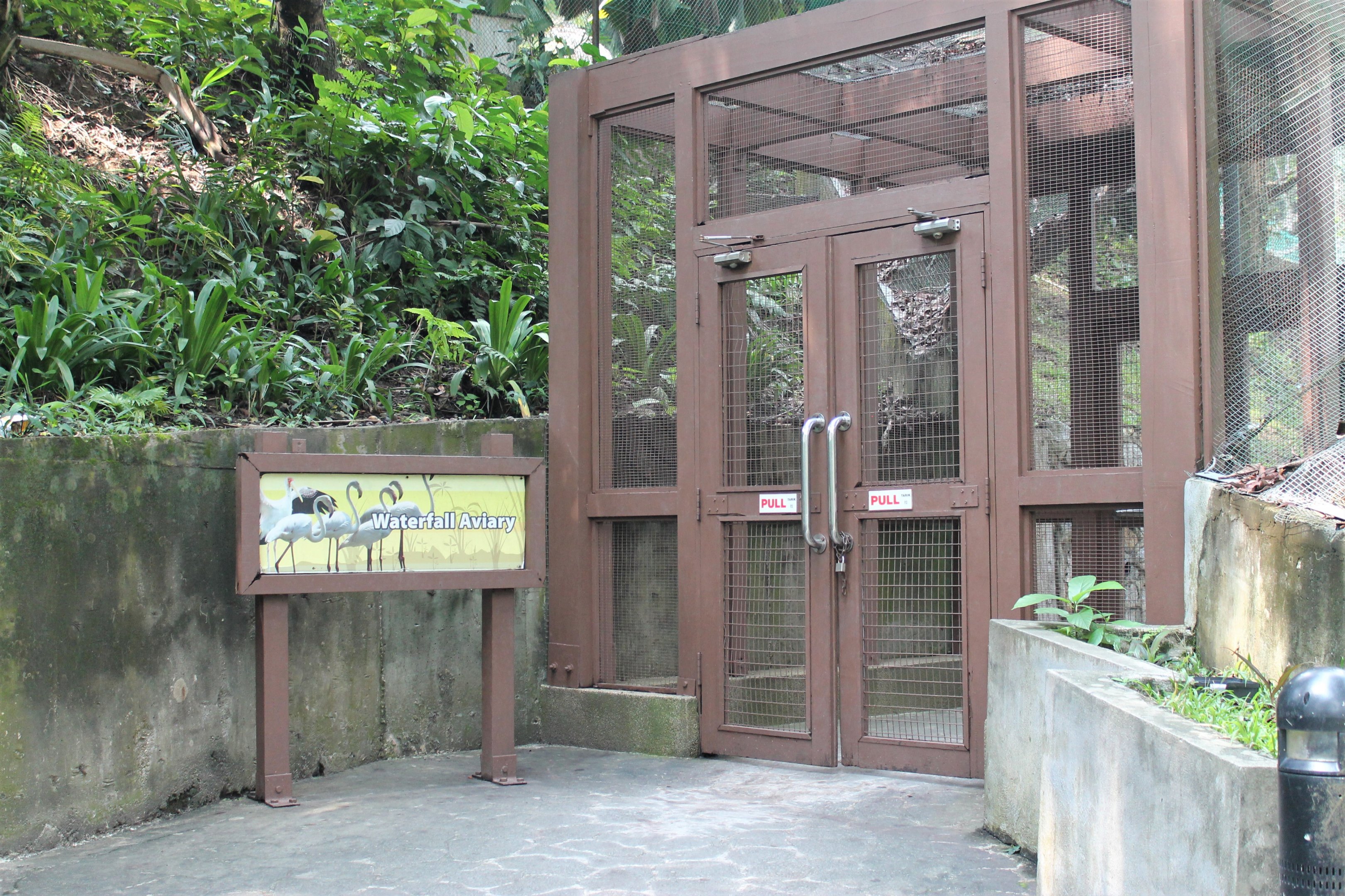 Entry to the Waterfall Aviary