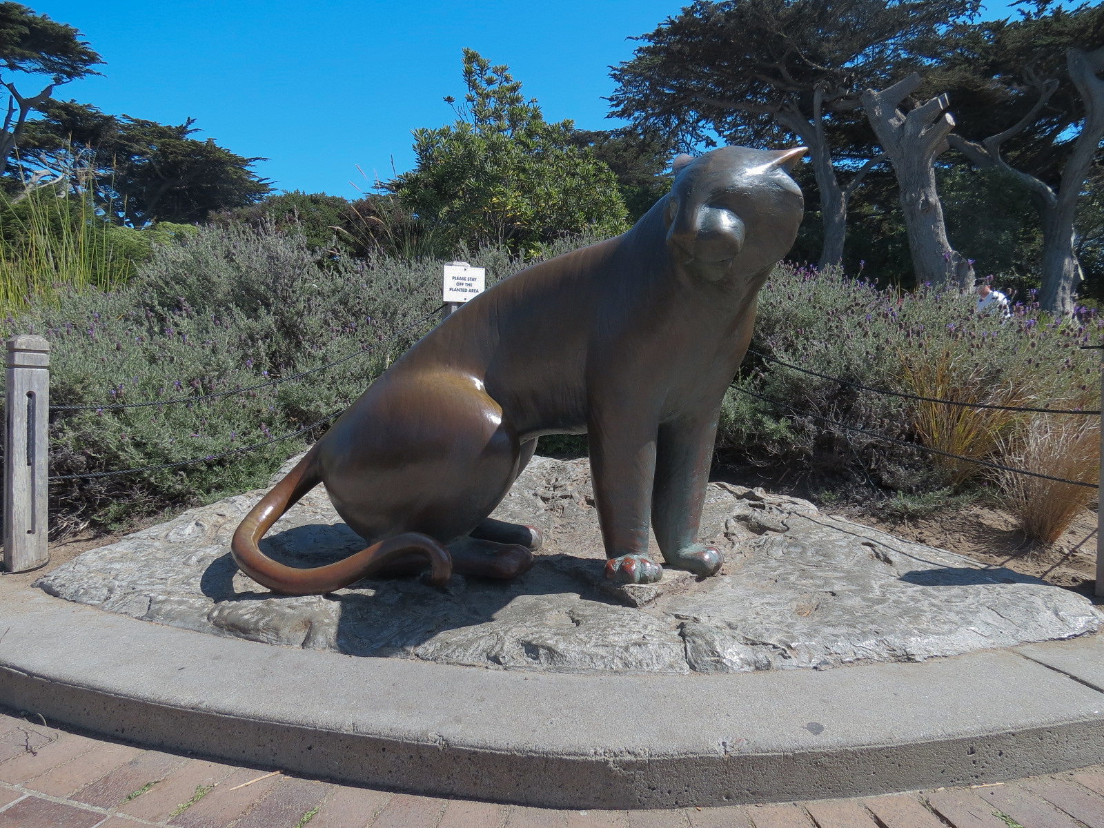 Entry Village - Statue