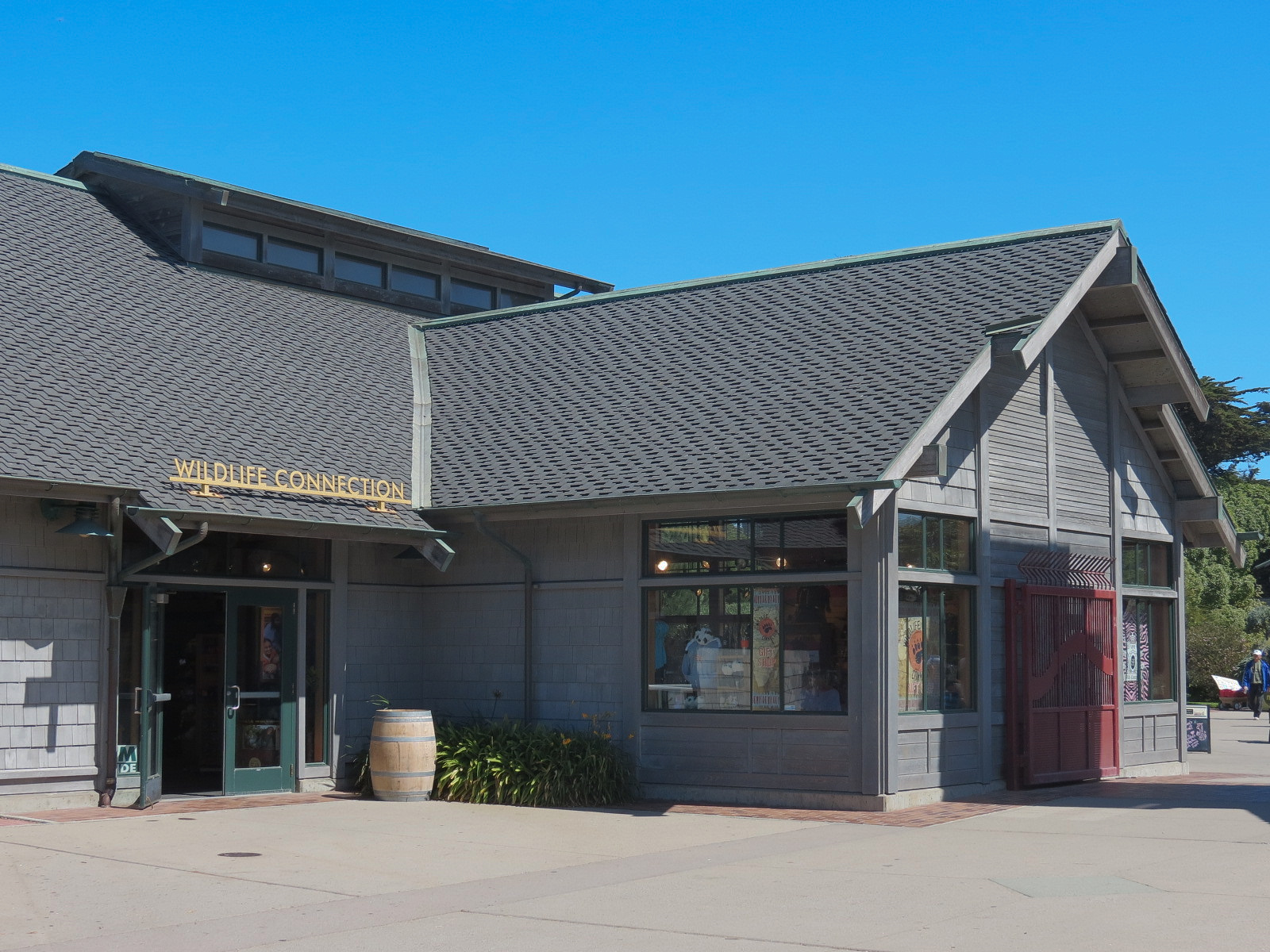 Entry Village - Wildlife Connection Shop