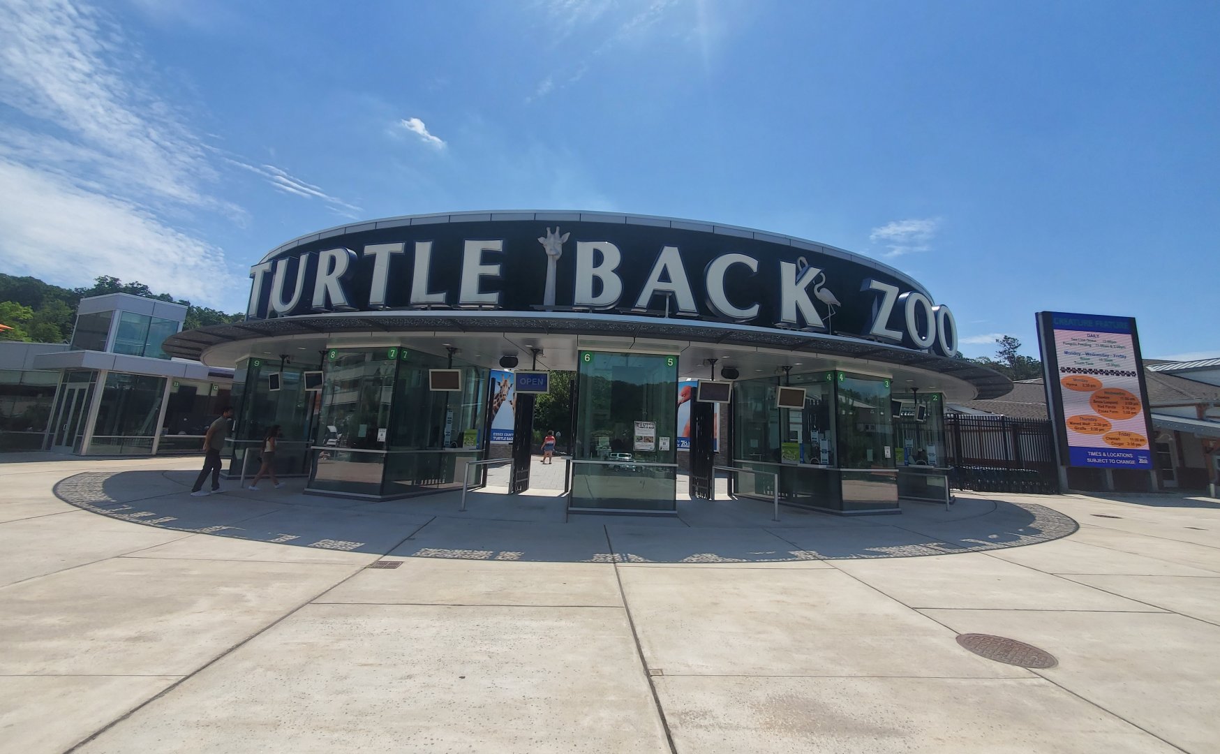 Essex County Turtle Back Zoo (2022) - Entrance