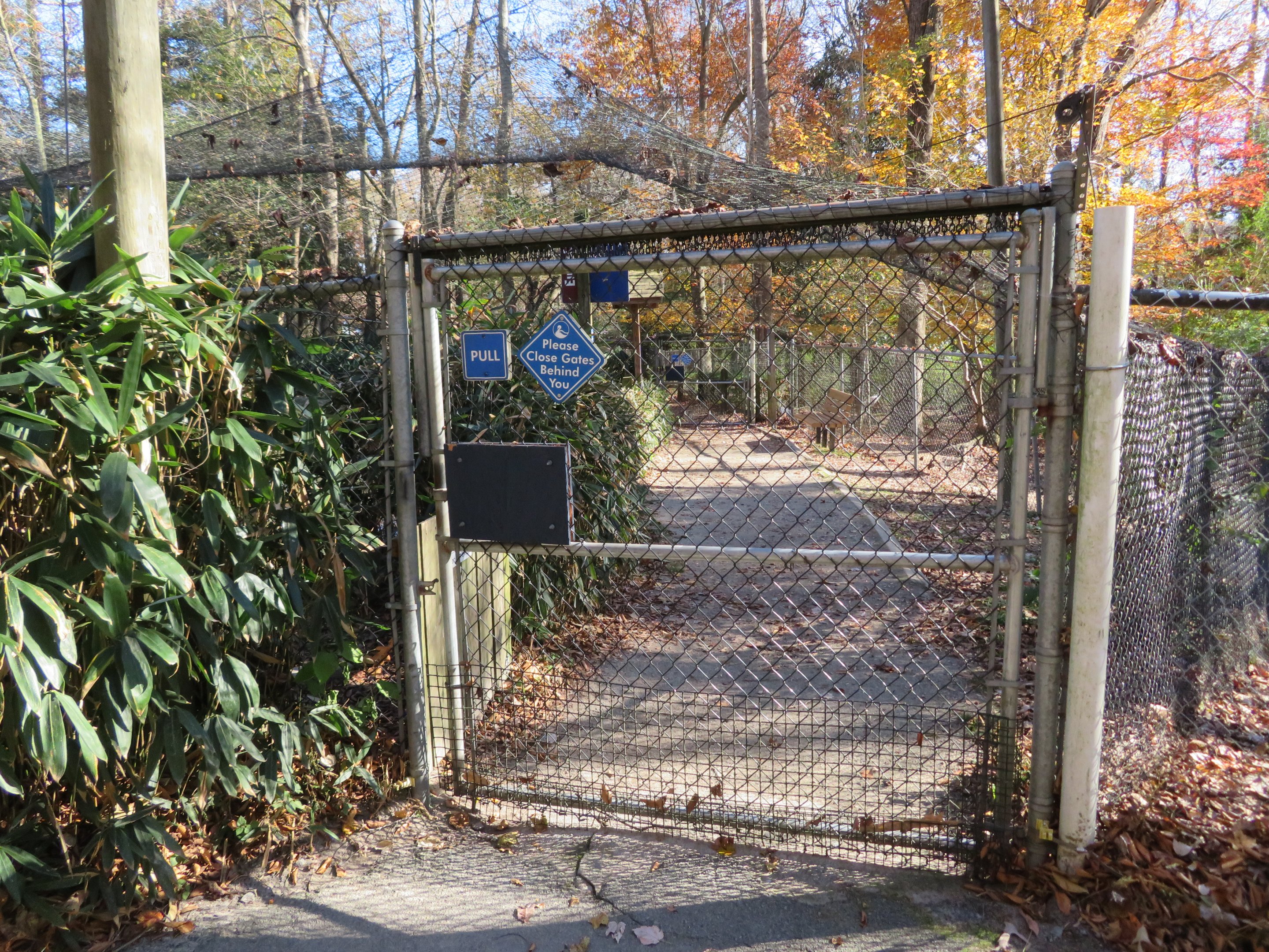 Eurasian Aviary Entrance