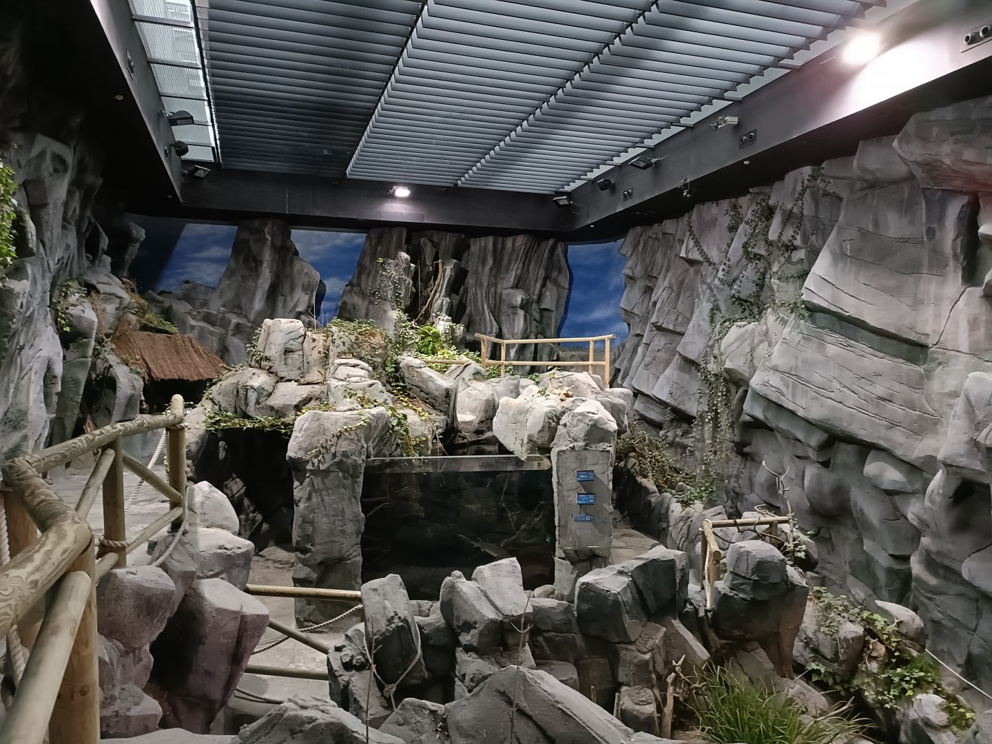 Europe river zone - Bioparc Acuario de Gijón