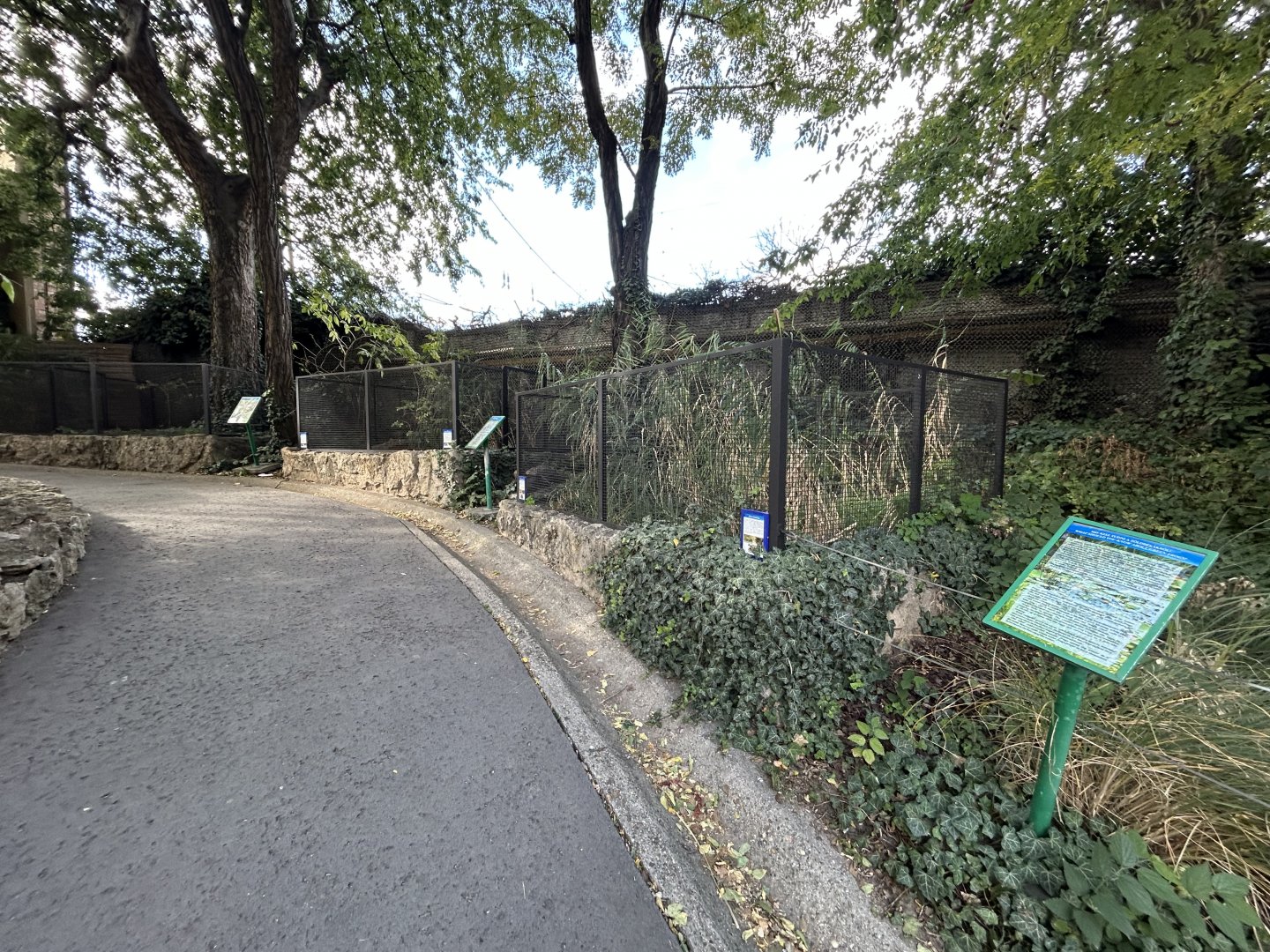 European Herp Exhibits