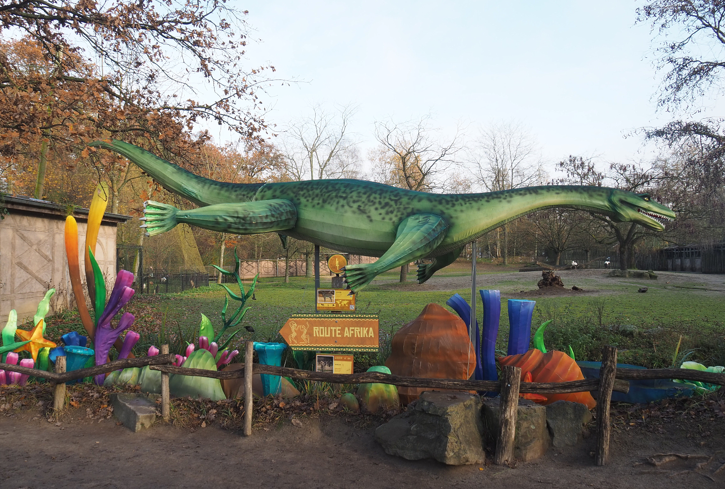 Example of temporary light sculptures for DinoLights winter event, 2021-11-23