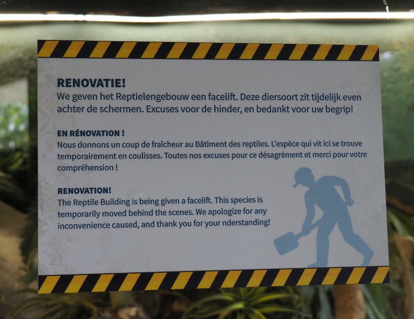 Exhibit renovation signage in the Reptile house, 2020-06-28