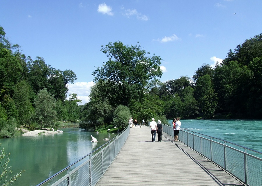 Exhibits next to the River Aare