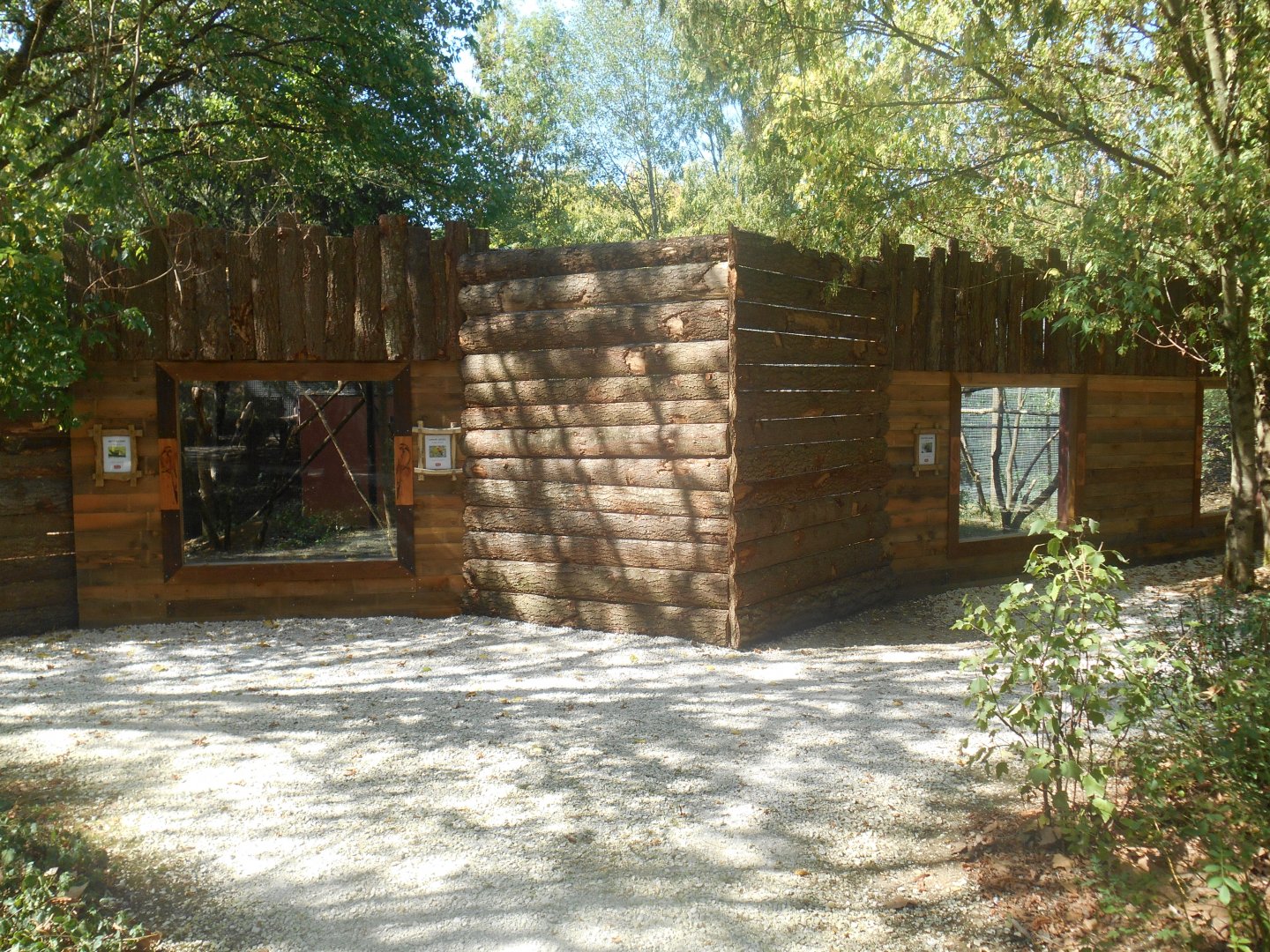 Exotic Birds Aviaries