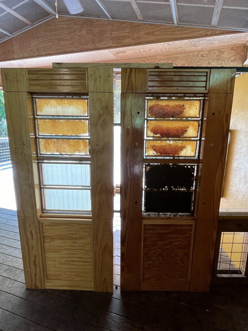 Expanded Honey Bee Hive