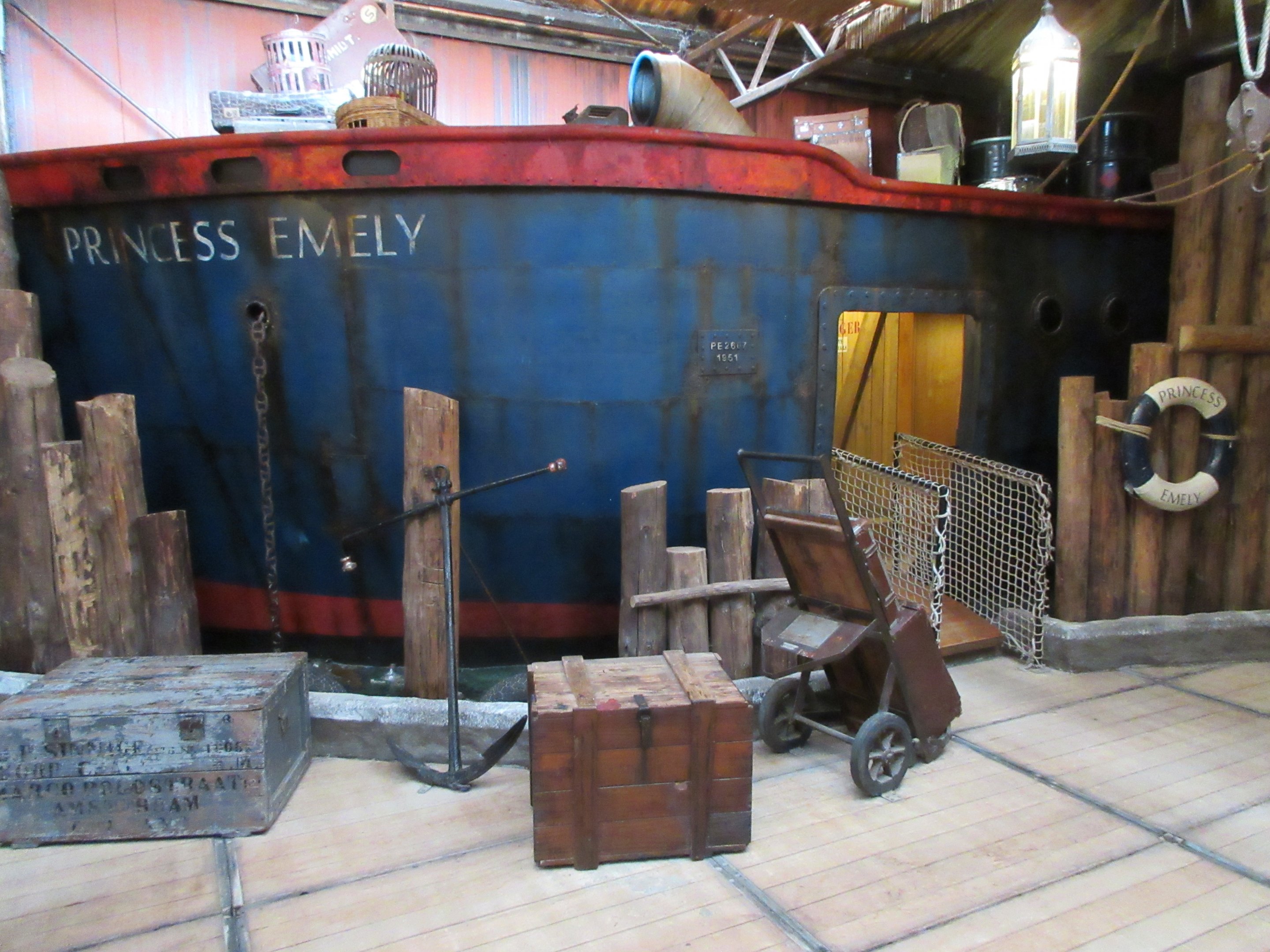 Expedition Bombay - Ship