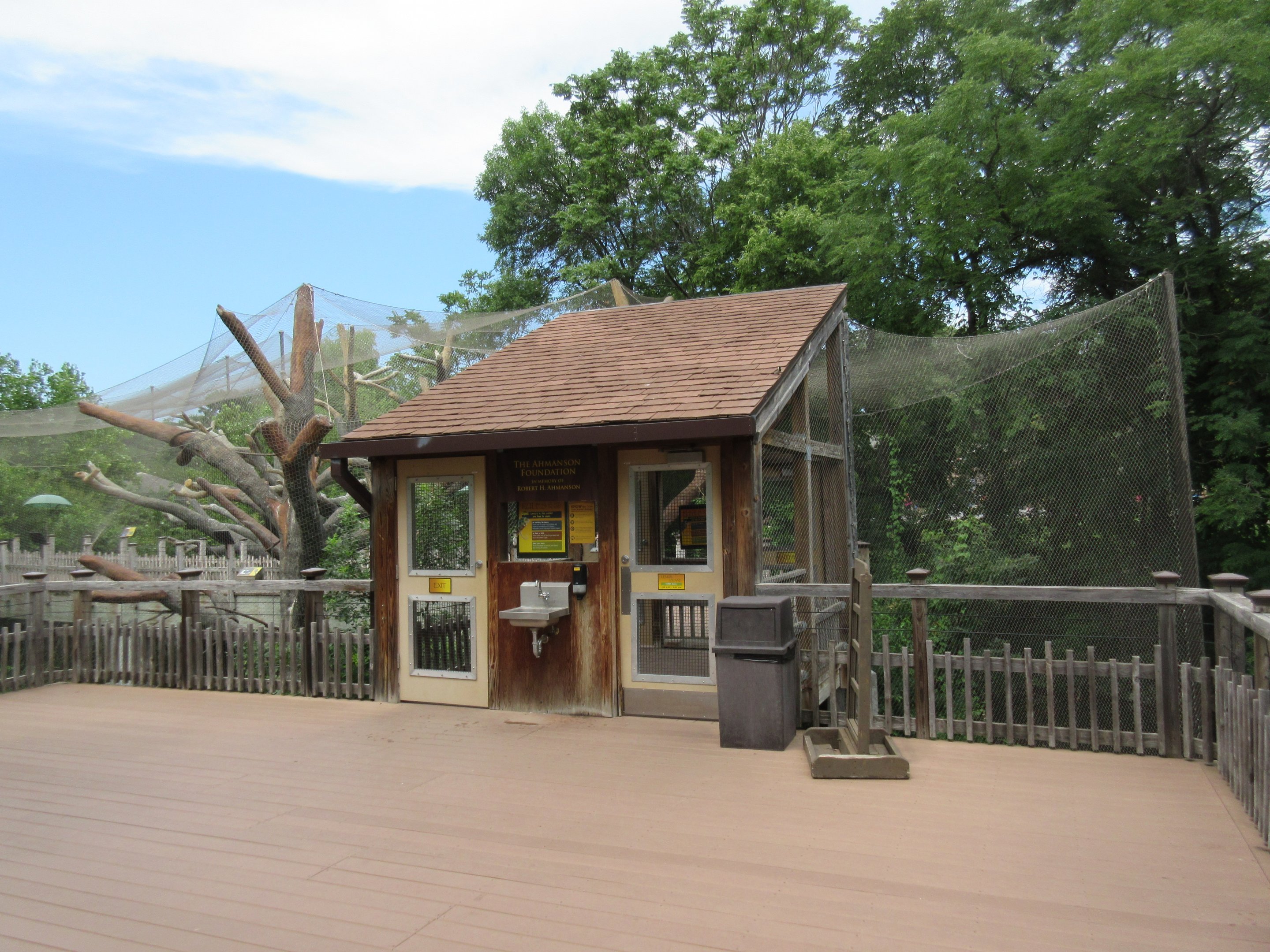 Expedition Madagascar - Walk-through Lemur Exhibit