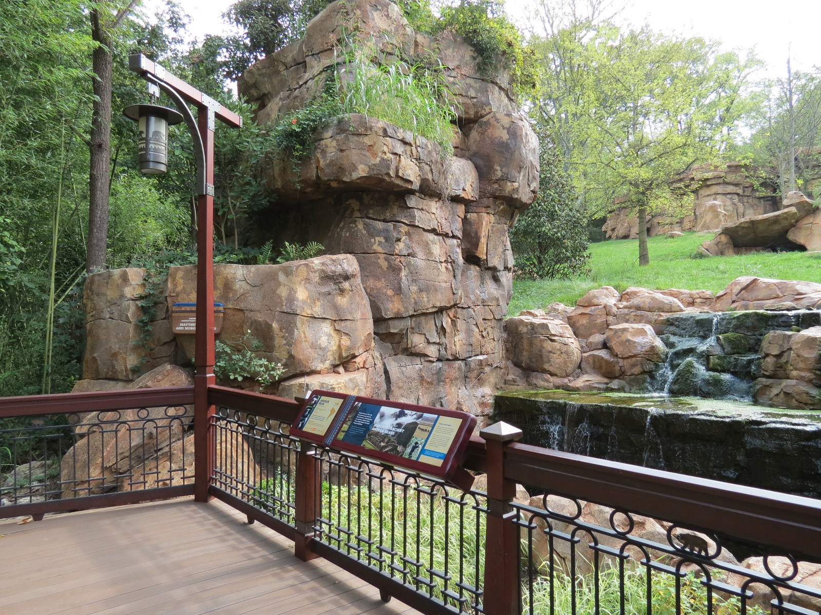 Expedition Peru - Andean Bear Exhibit Outdoor Viewing Area