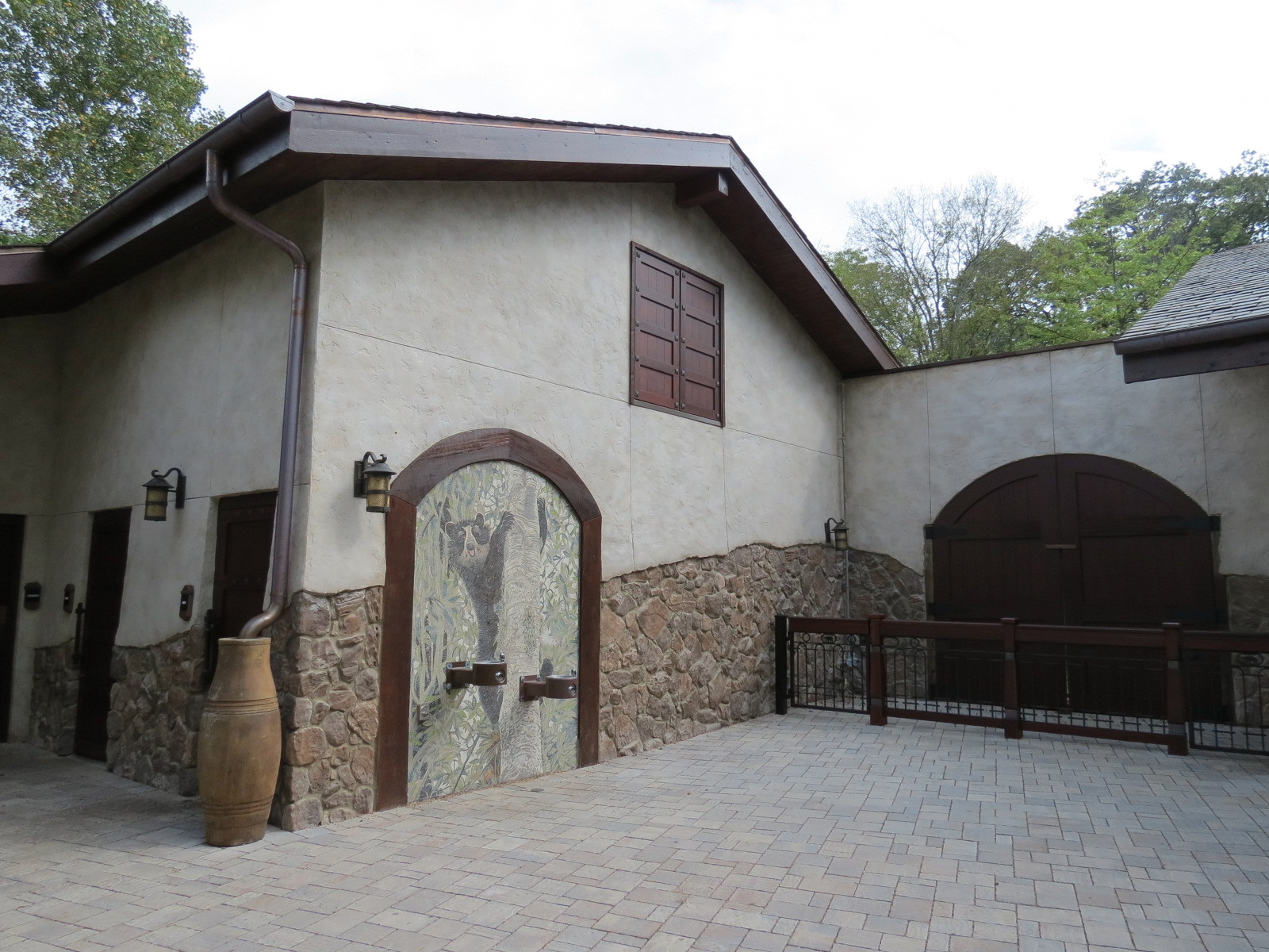 Expedition Peru - Lodge Exterior