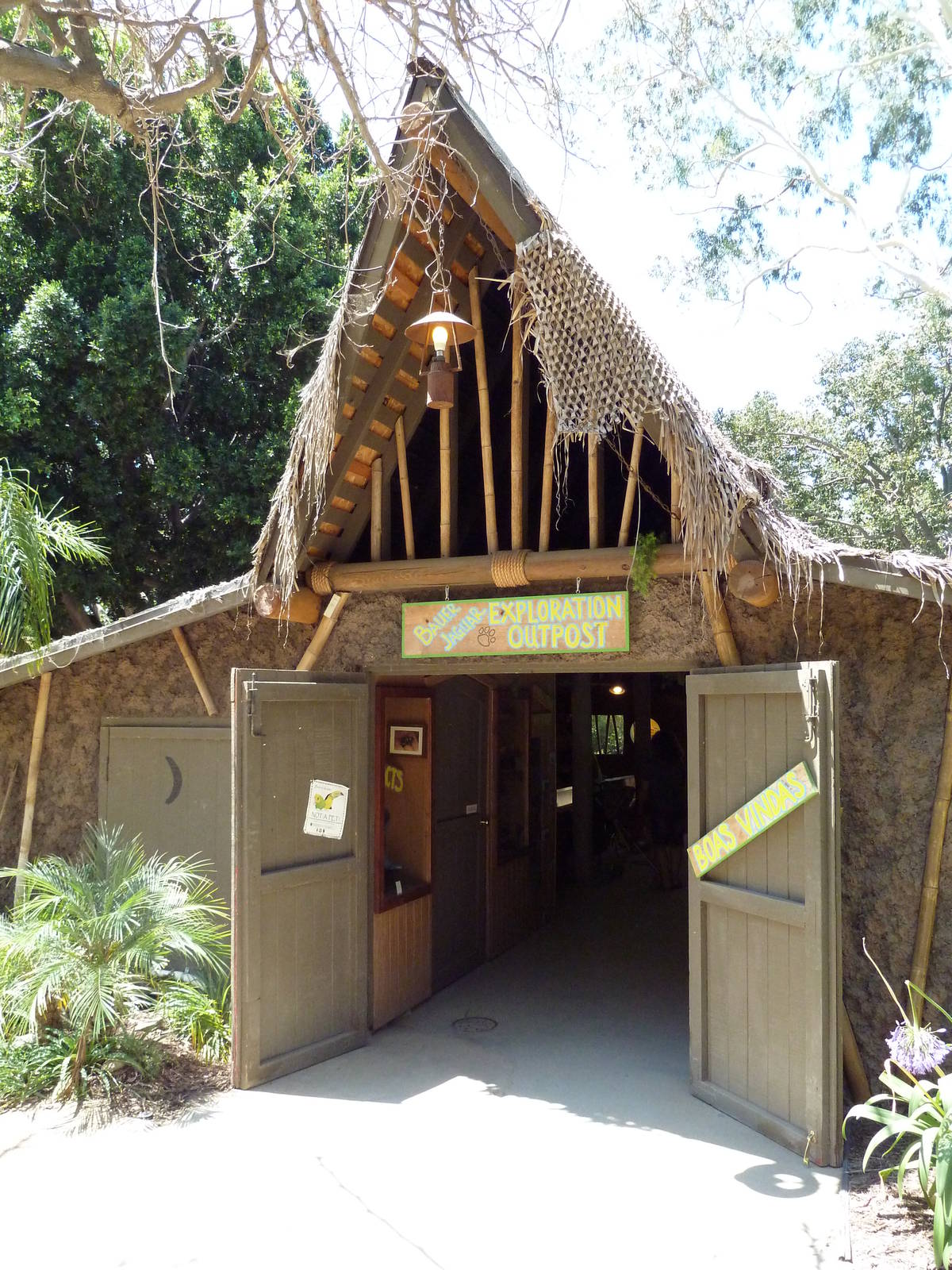 Exploration Outpost - Research Hut