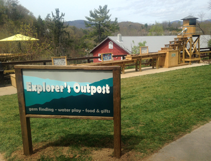 Explorer's Outpost w/ Blue Ridge Mountain view