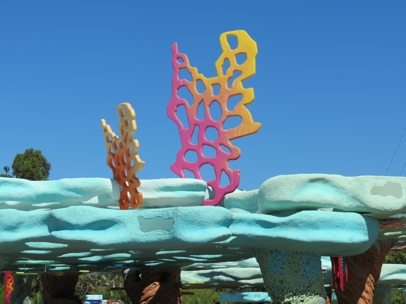 Explorers Reef - Cleaner Fish Touchtank