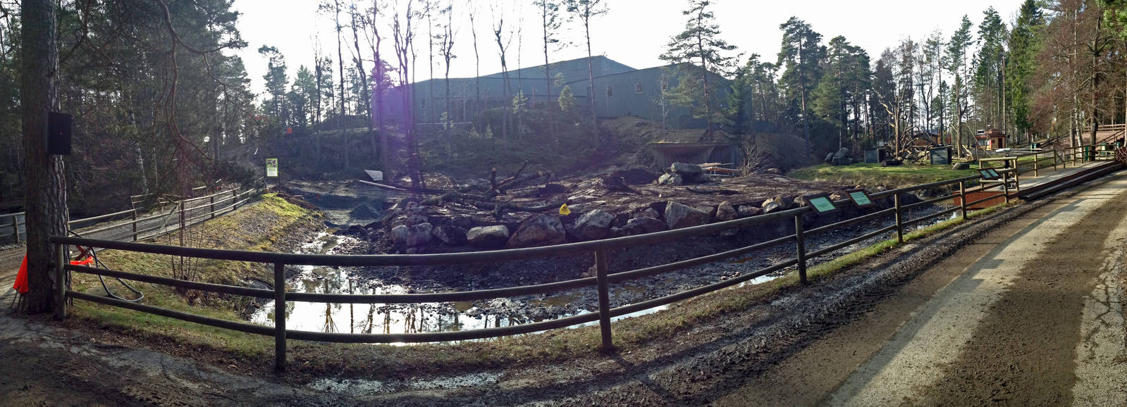 Extended gorilla enclosure