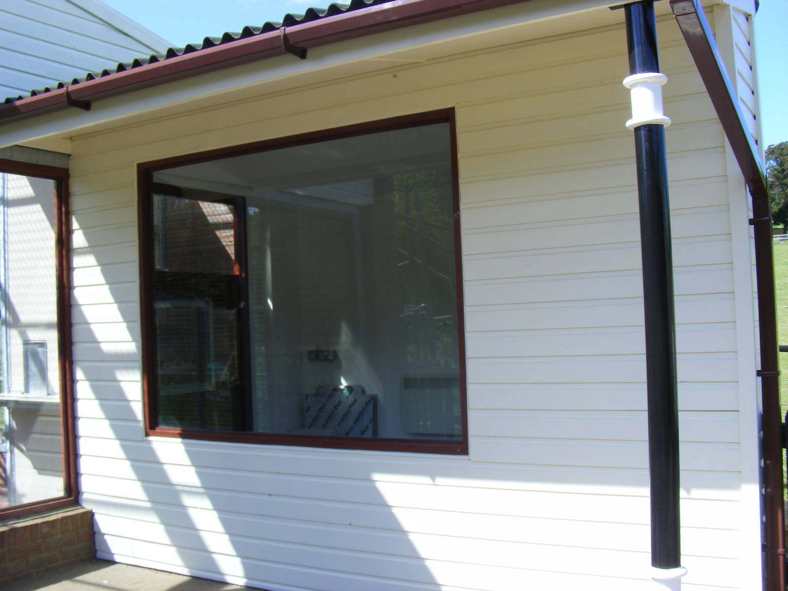 Extension to Sulawesi crested macaque house at Marwell Wildlife, 8 May 2011