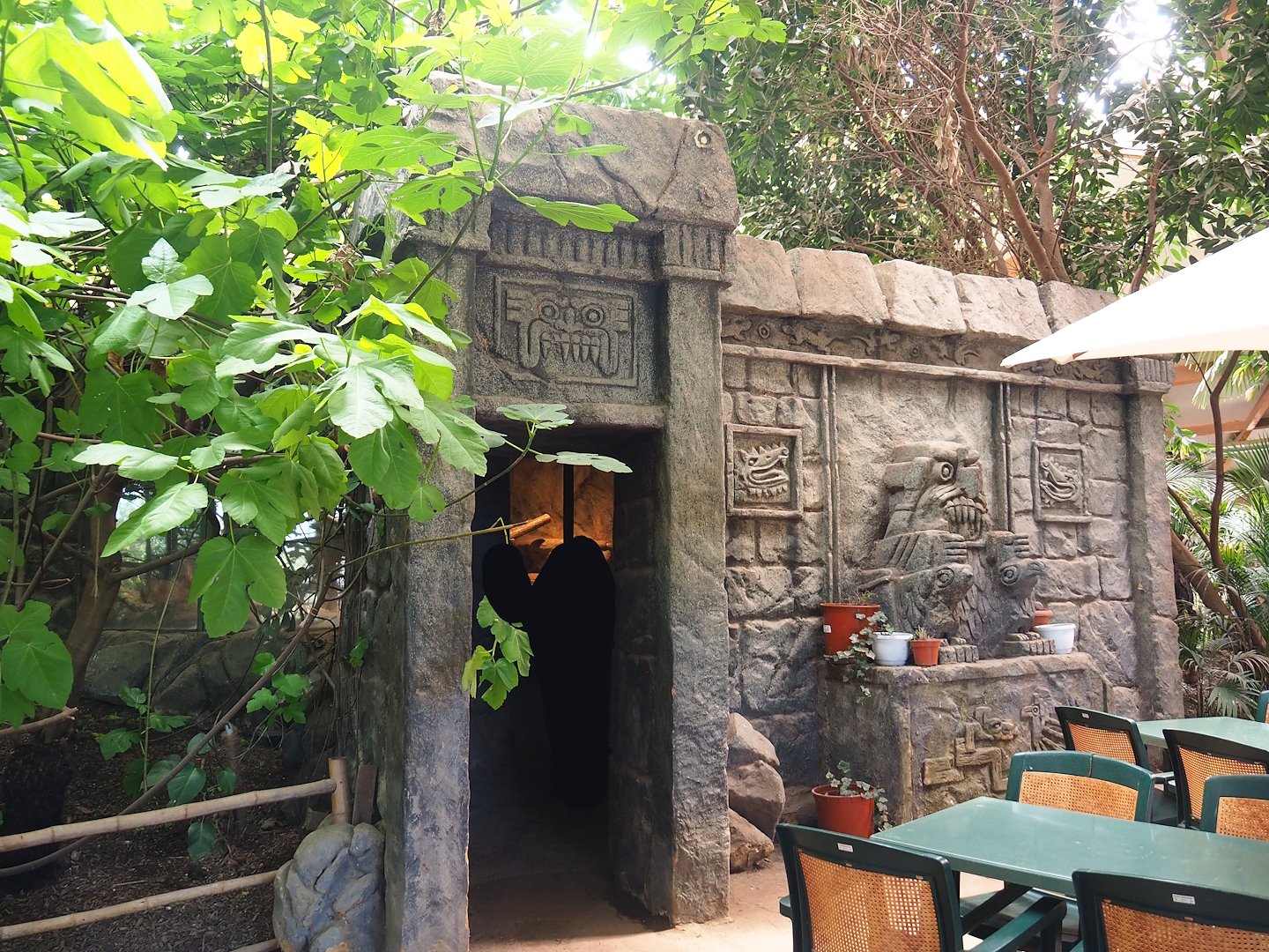 Exterior and exit of the small reptile temple, 2023-05-19