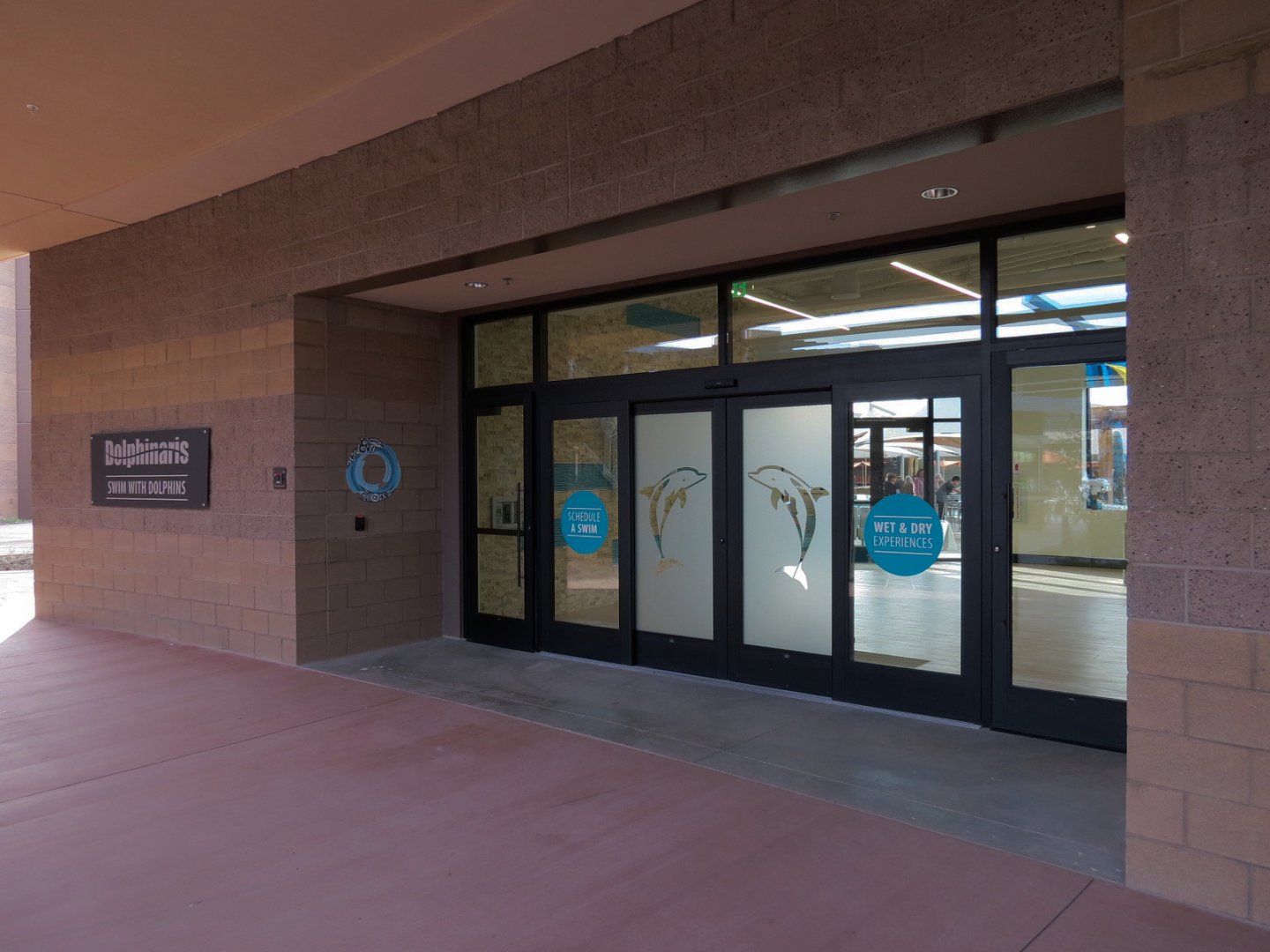 Exterior - Entrance in Mall