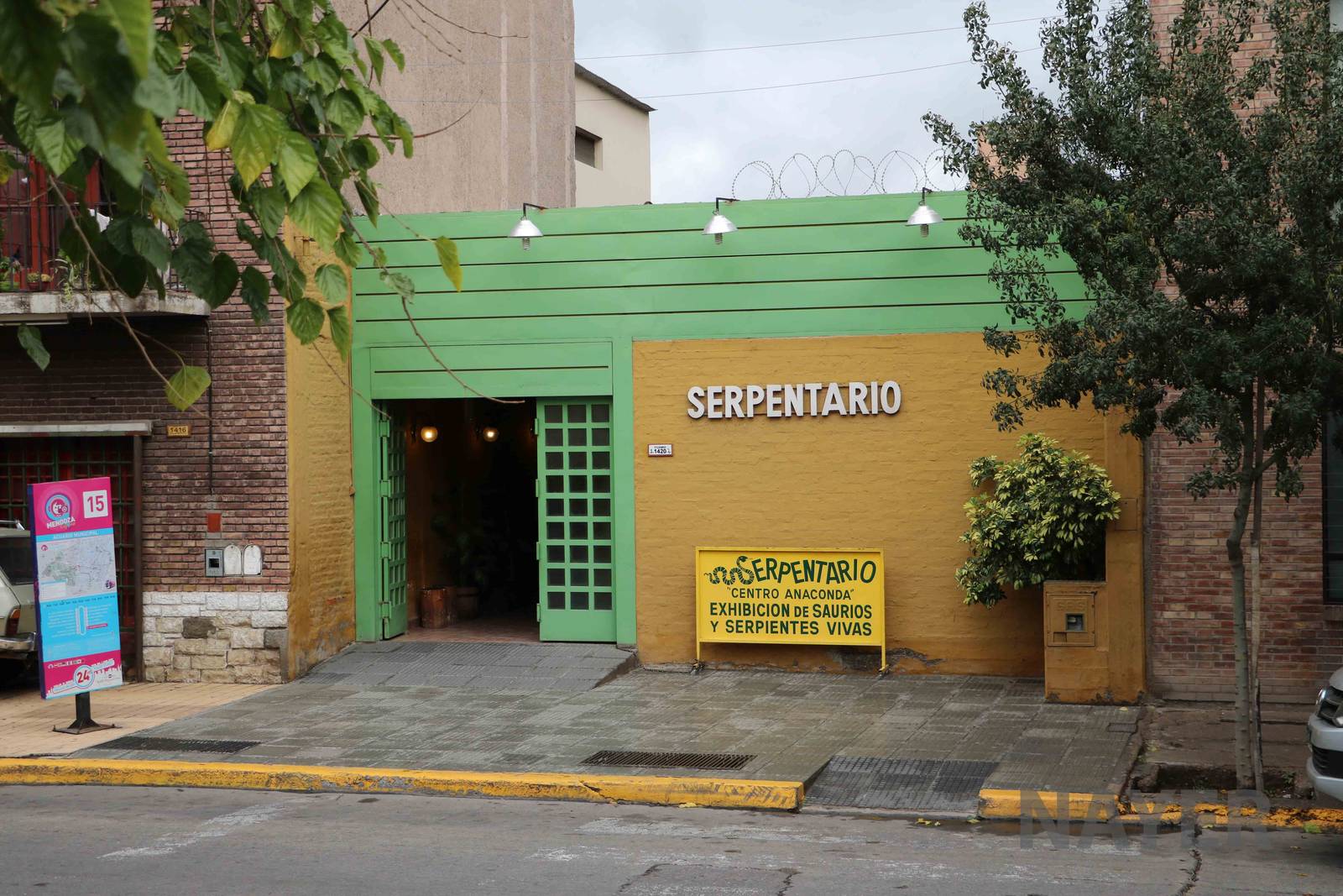 Exterior - Mendoza Serpentarium  ('Centro Anaconda'), April 2016