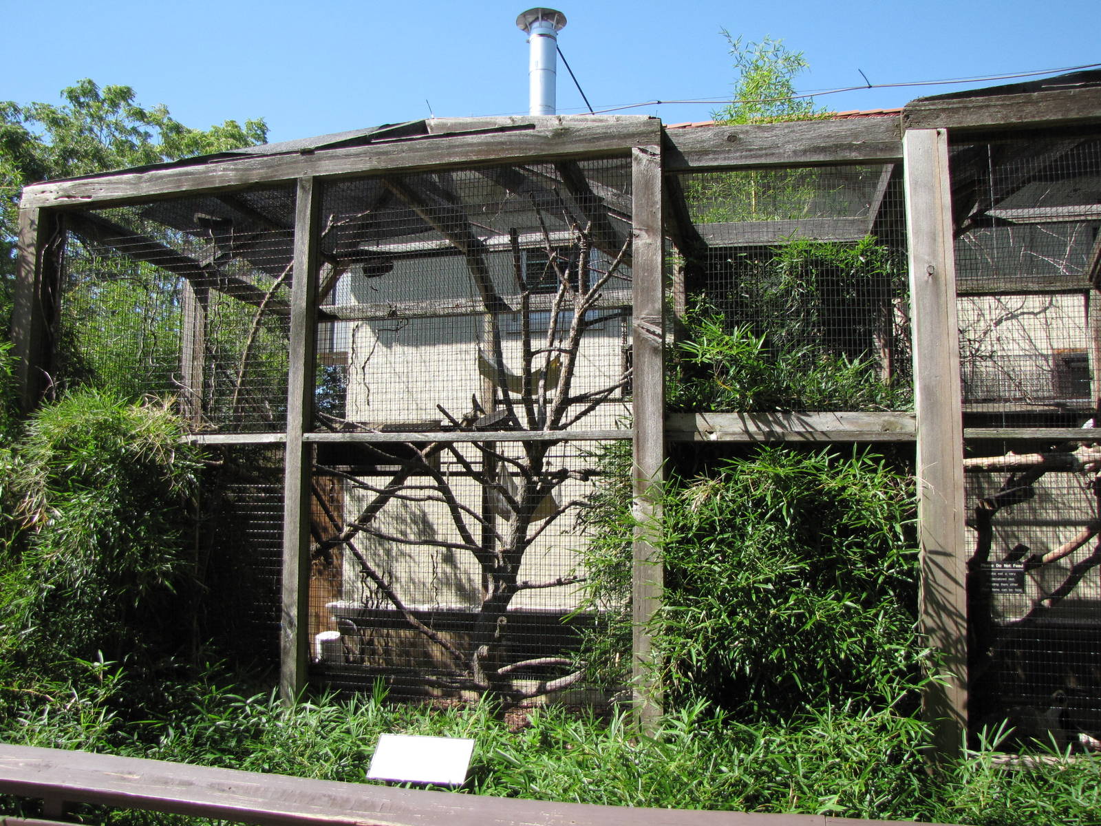 Exterior Primate Enclosures
