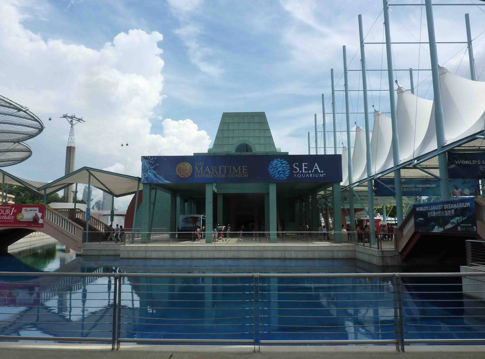 Exterior, S.E.A. Aquarium, May 2013.